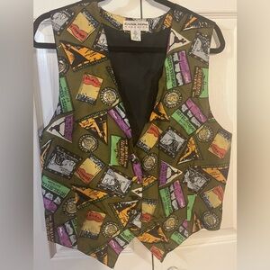 Carol Horn Workshop Vintage 1980’s Travel Theme Print 100% Silk Vest Size Medium